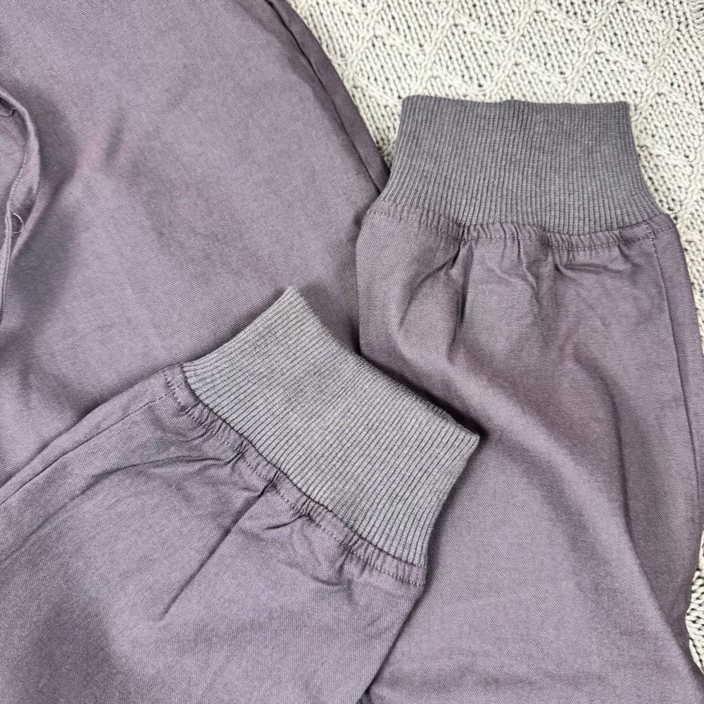 Betsy’s Boutique Dark Gray Casual Jogger Pants ~ Small - Picture 3 of 12